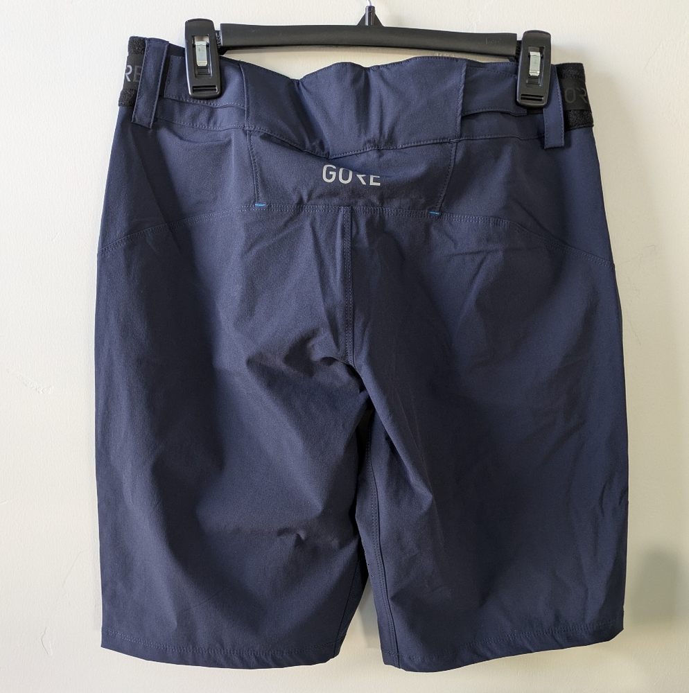 GORE Women's Navy Blue Cycling Shorts - Picture 6 of 6